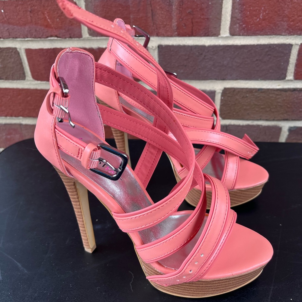 Brand new JustFab strappy heels